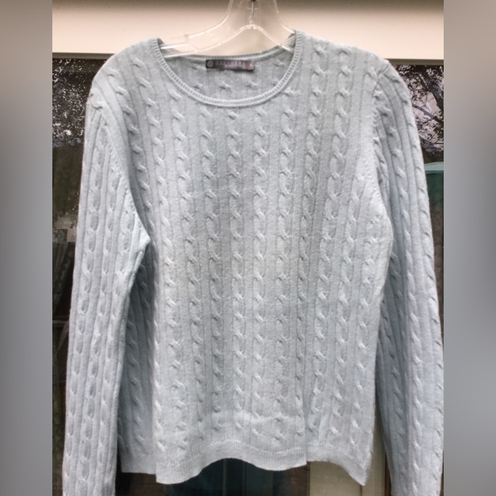 Incashmere large light blue cable crew EUC